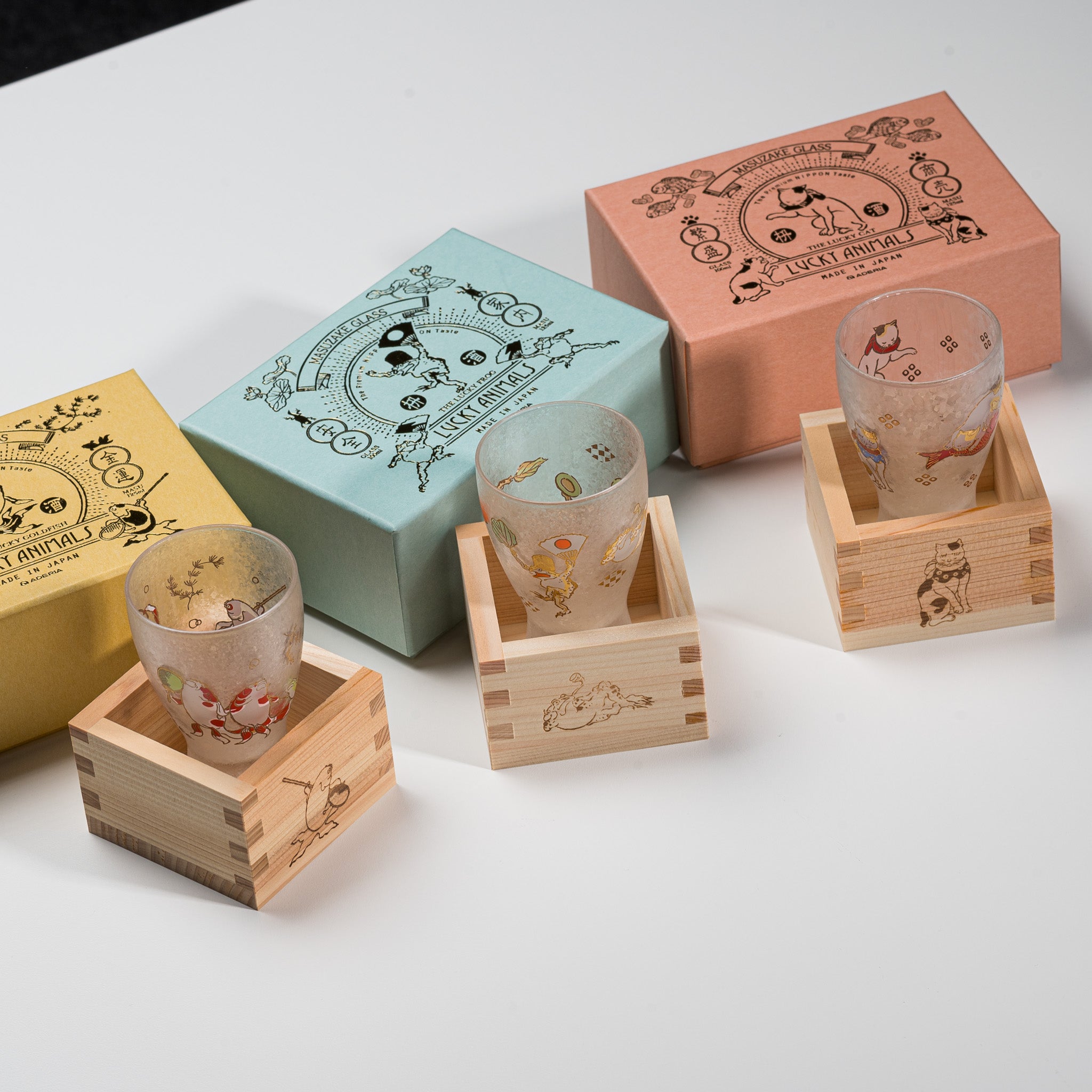 Lucky Animals Masu Sake Cup - Traditional Japanese Wooden Masu Cup with Cat Design | Perfect for Sake Tasting, Gifts & Japanese Cultural Events