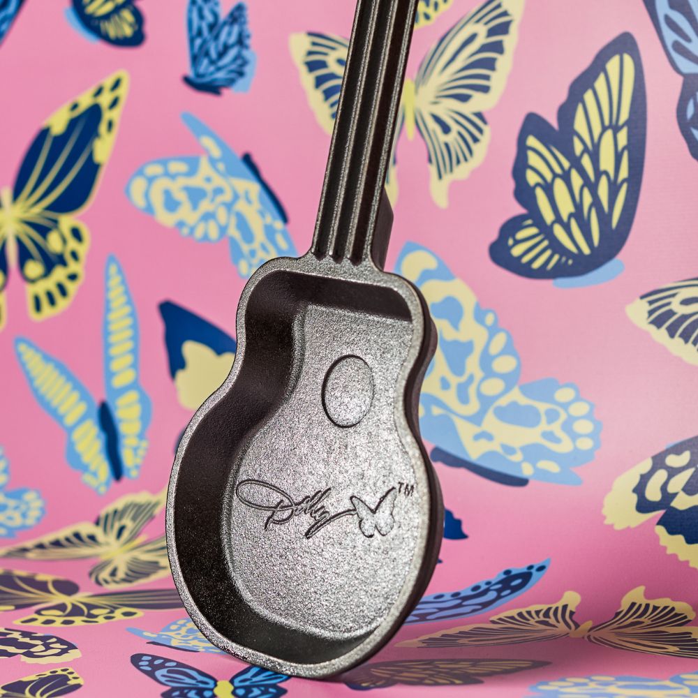 Cast Iron Rockstar Guitar Dolly Mini Skillet - Perfect for Cooking, Serving & Display - Ideal for Musicians, Collectors & Home Decor