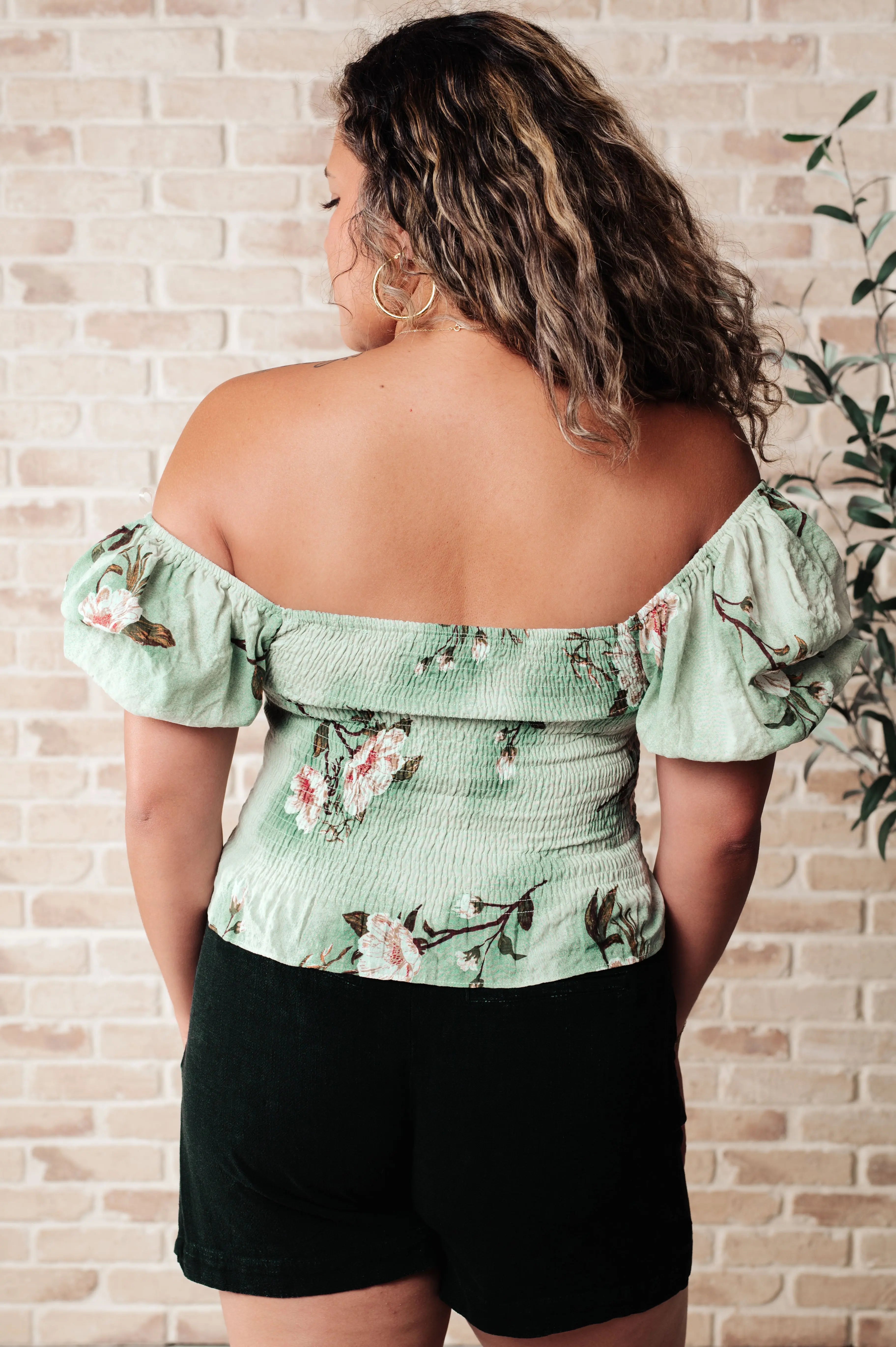 Garden of Eden Sage Green Balloon Sleeve Blouse - Women's Boho Chic Tunic Top for Casual Outings & Date Nights