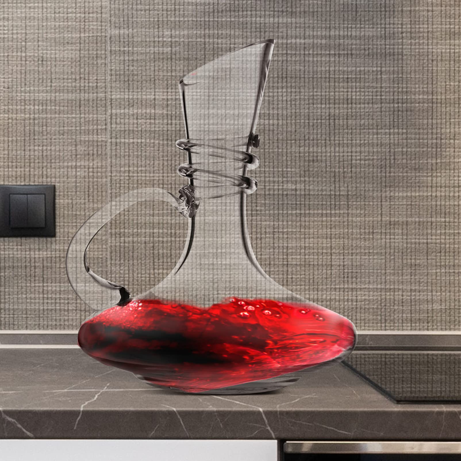 Hemoton 1-Piece Premium Wine Decanter with Aerator - Elegant Glass Carafe for Red Wine, Whiskey, Coffee, Tea & Cold Water - Perfect for Home Bar, Dinner Parties & Gift Giving