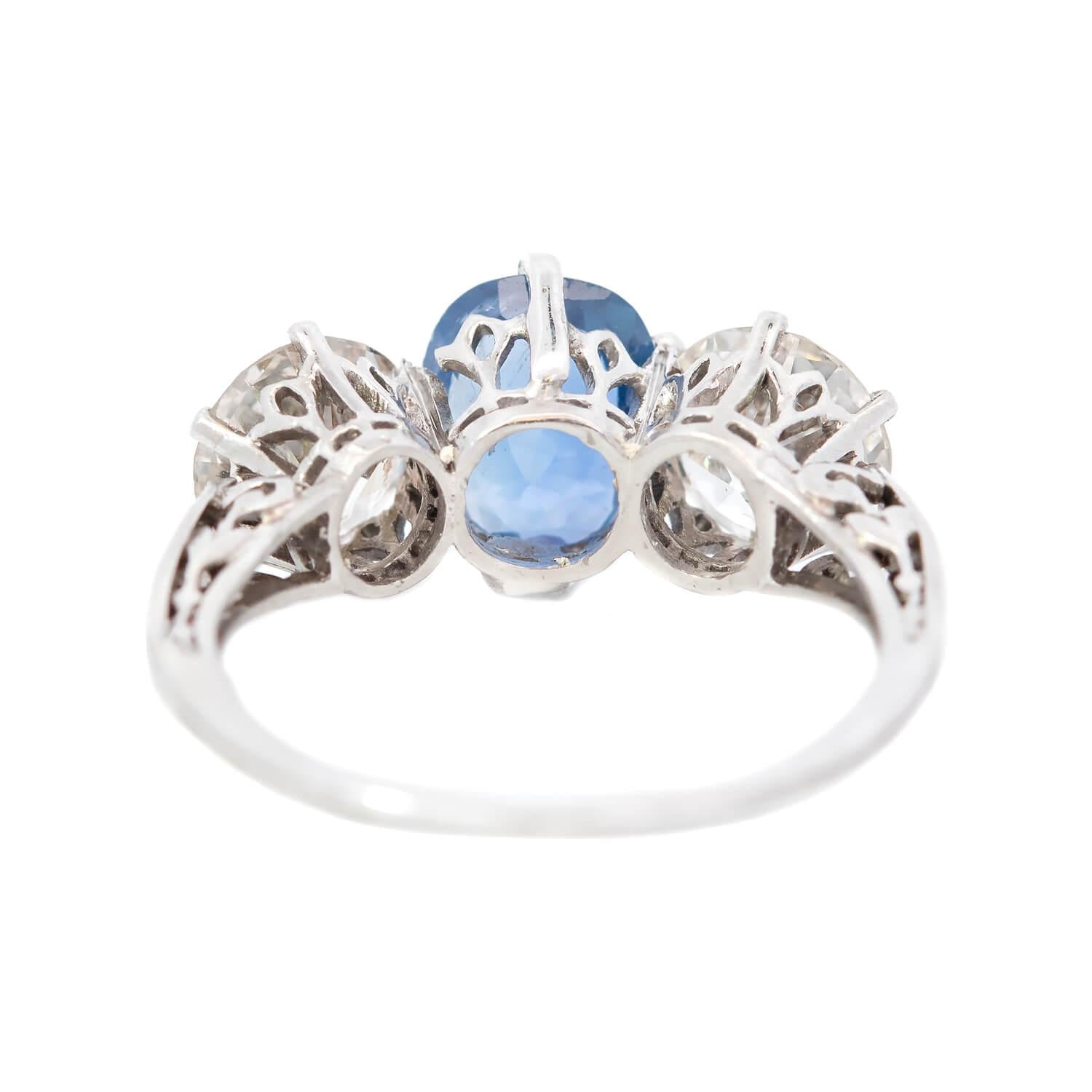 GIA Certified No Heat Sapphire & Diamond Three Stone Ring - Vintage Edwardian Platinum Engagement Ring for Women, Perfect for Weddings, Anniversaries & Special Occasions