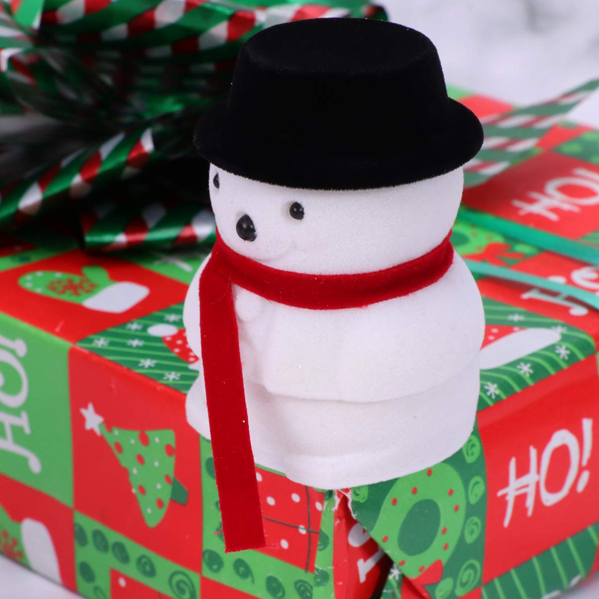 Amosfun Earring Case & Jewelry Box - Christmas Snowman Design Ring Holder for Engagement, Wedding, Xmas Party - Perfect for Jewelry Storage & Gift Giving