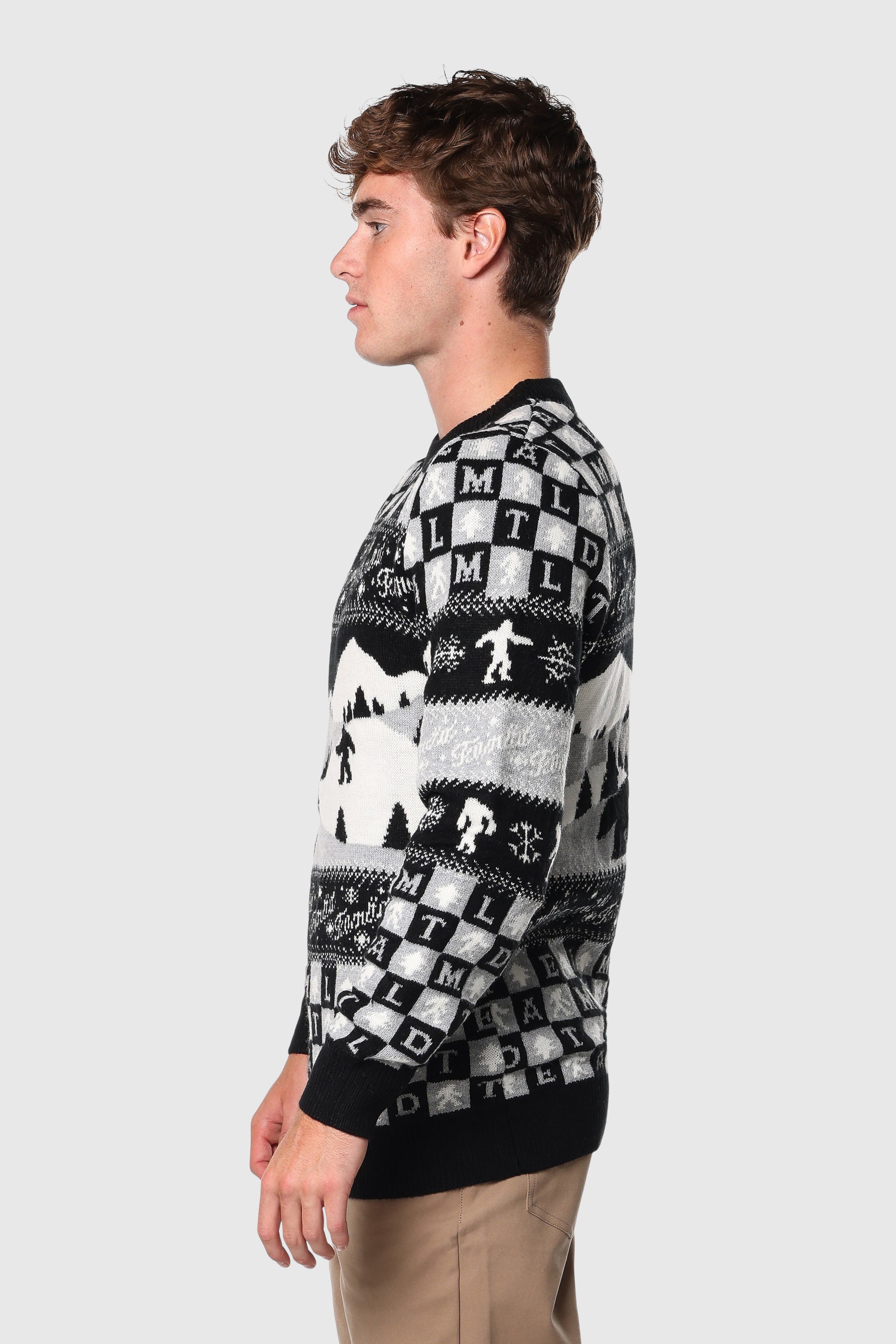 YETI Party Sweater - Warm & Cozy Pullover for Winter Holidays, Christmas & Festive Gatherings - Perfect for Outdoor Events & Casual Wear