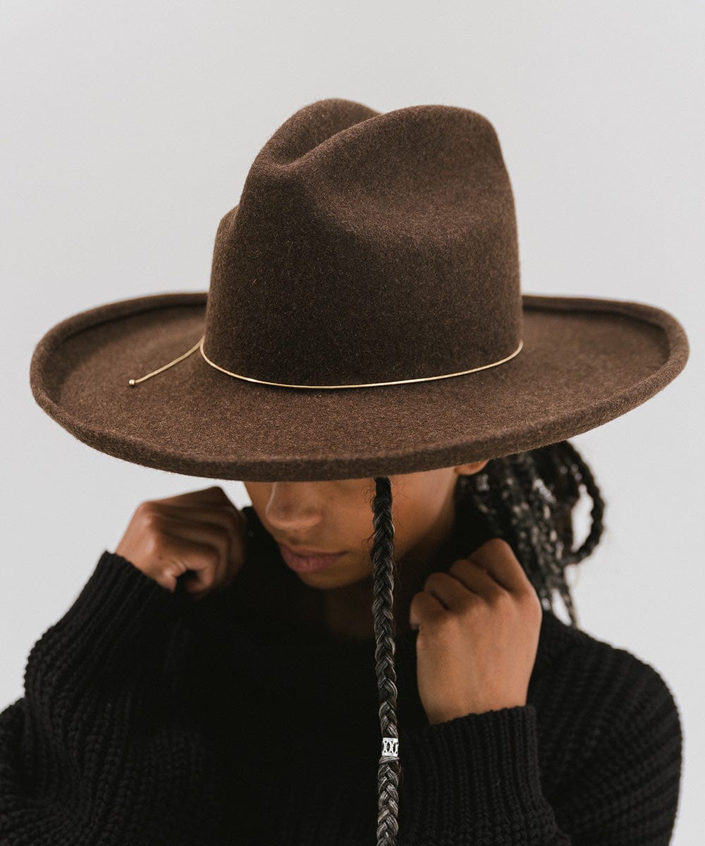 Western Bolo Hat Band with Silver Chain - Stylish Cowboy Hat Accessory for Rodeo, Country Music Festivals & Outdoor Events