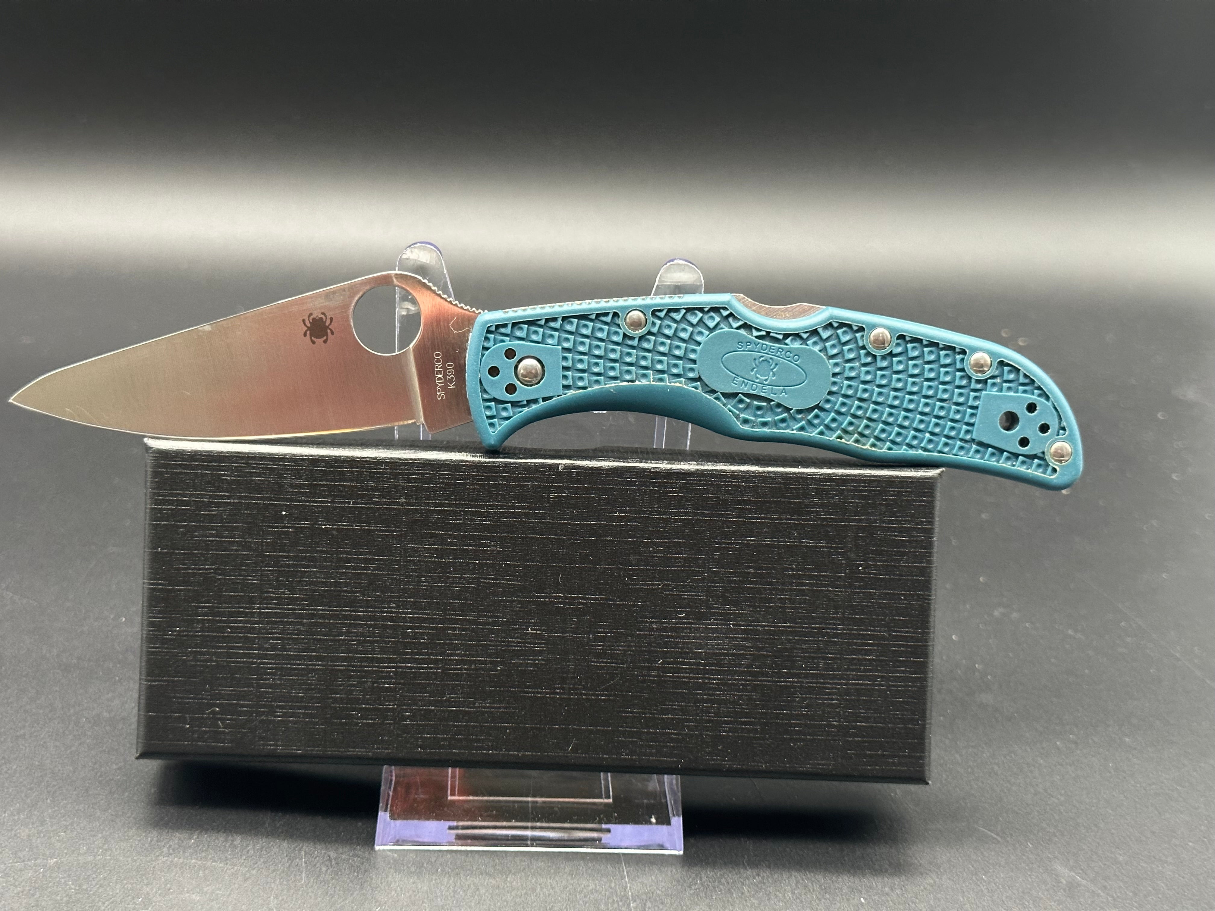 Spyderco Endela Lightweight Folding Knife - Blue FRN Handle, 3.41
