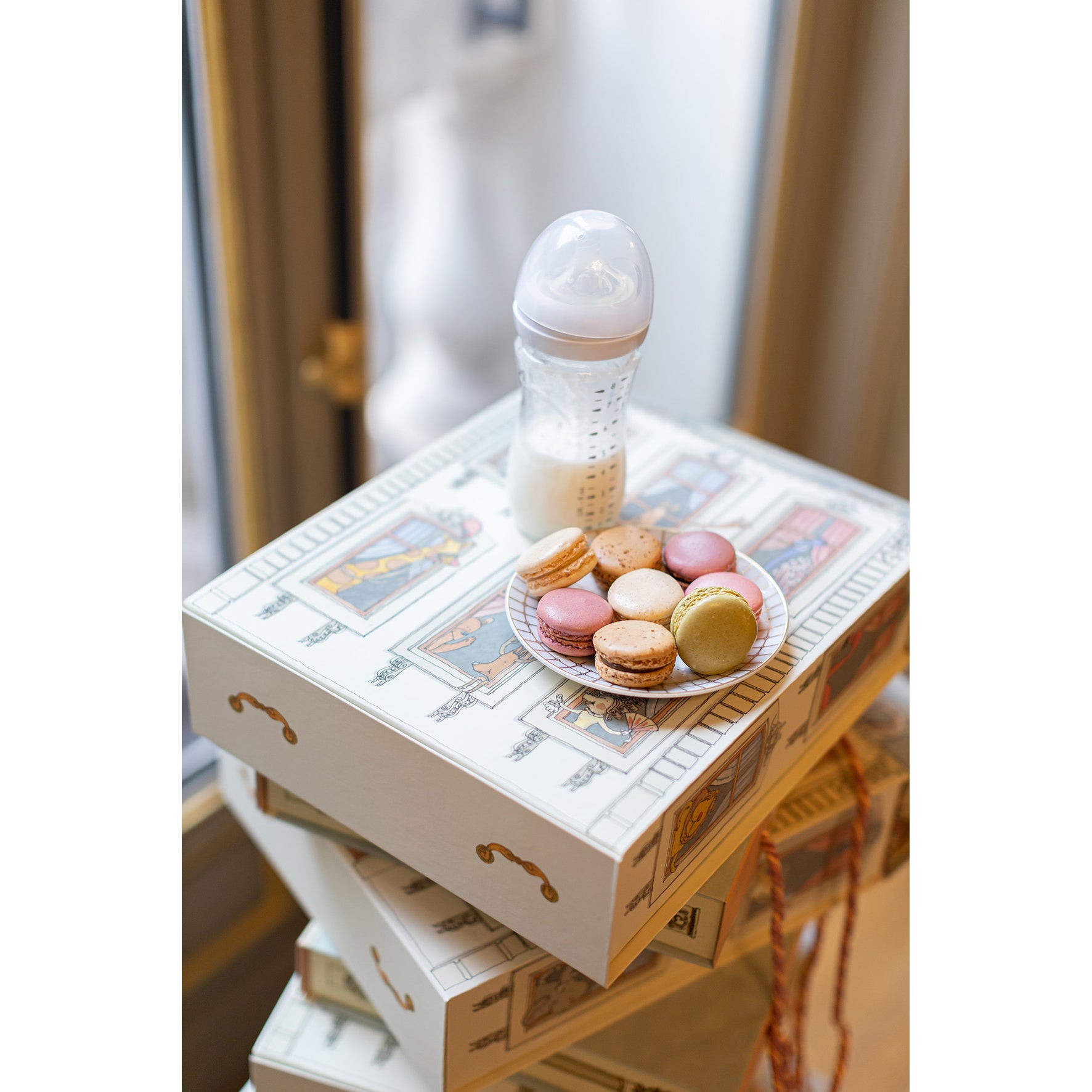 Atelier Choux Luxury Large Hotel Rigid Gift Box for Baby Shower, Birthday & Special Occasions - Premium Keepsake Storage Solution