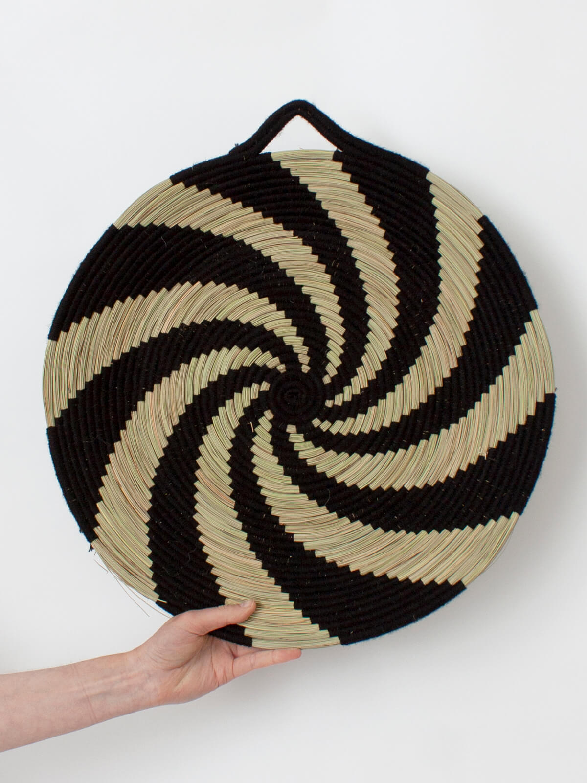 Handwoven Moroccan Wool and Reed Plates – Authentic Eco-Friendly Tableware for Dining & Home Decor | Perfect for Boho, Farmhouse, and Rustic Style Settings