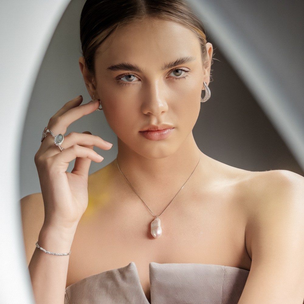 Elegant Baroque Pearl Pendant Necklace for Women - Unique Irregular Freshwater Pearl Jewelry Gift for Mother's Day, Anniversary & Special Occasions
