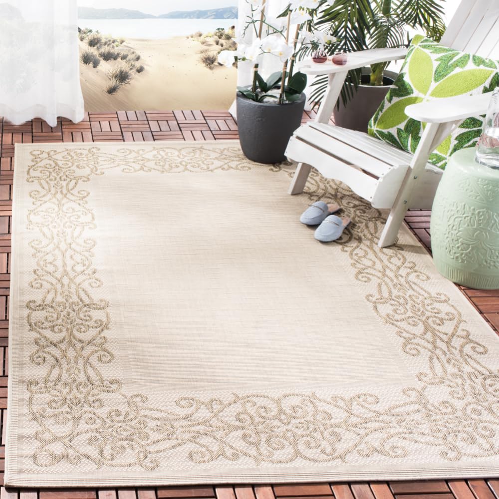 SAFAVIEH Courtyard Collection Area Rug - 5'3