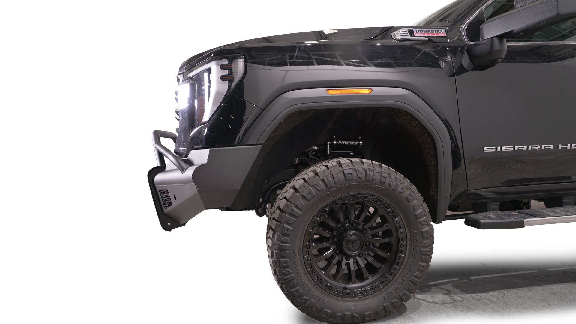 24+ GMC 2500/3500 Vengeance Heavy Duty Front Bumper with Winch Mount | Off-Road Protection & Styling Upgrade for GMC Sierra HD Trucks | Perfect for Towing, Off-Roading & Truck Customization
