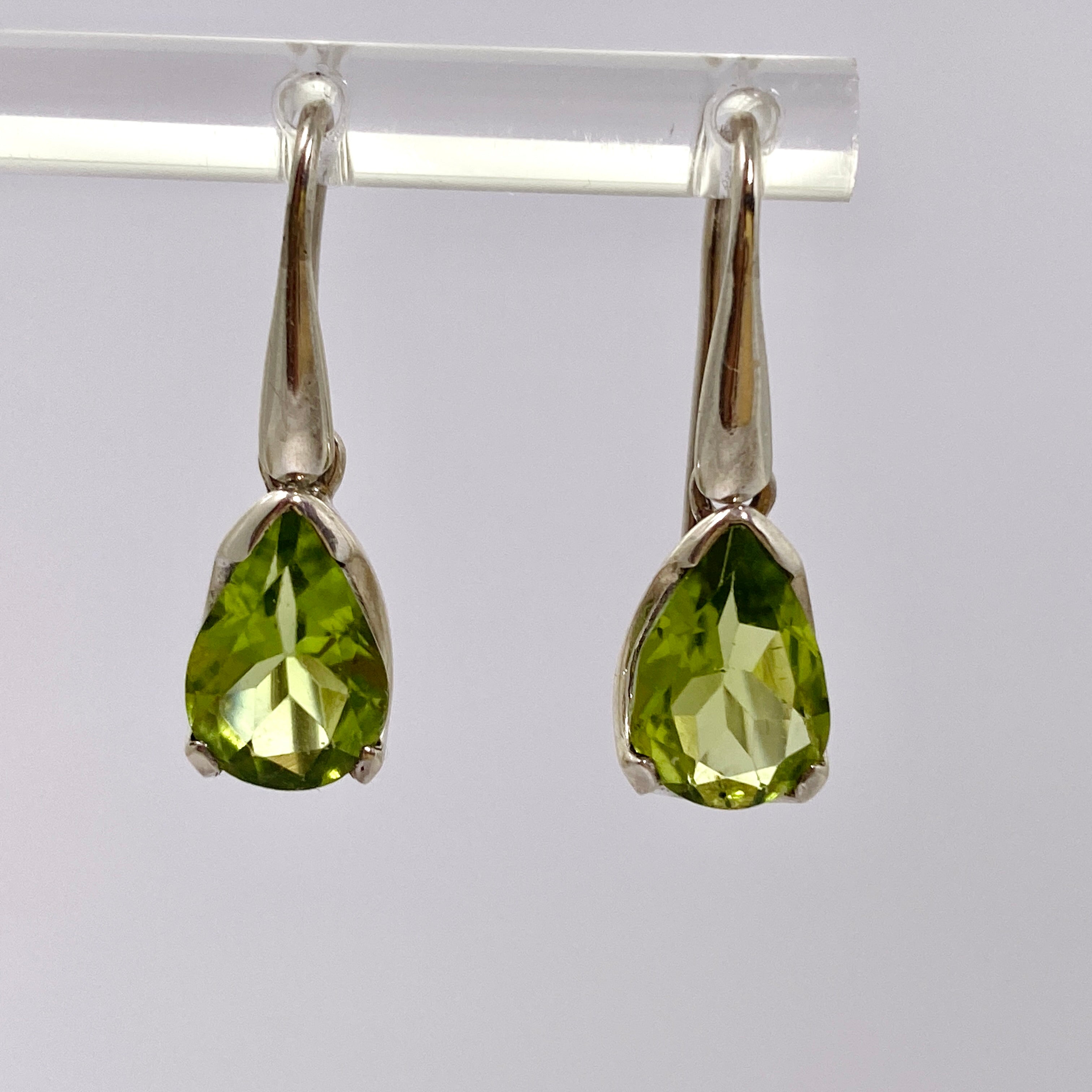 Peridot Teardrop Faceted Earrings for Women - 925 Sterling Silver Dangle Earrings - Elegant Green Gemstone Jewelry for Party, Wedding & Special Occasions