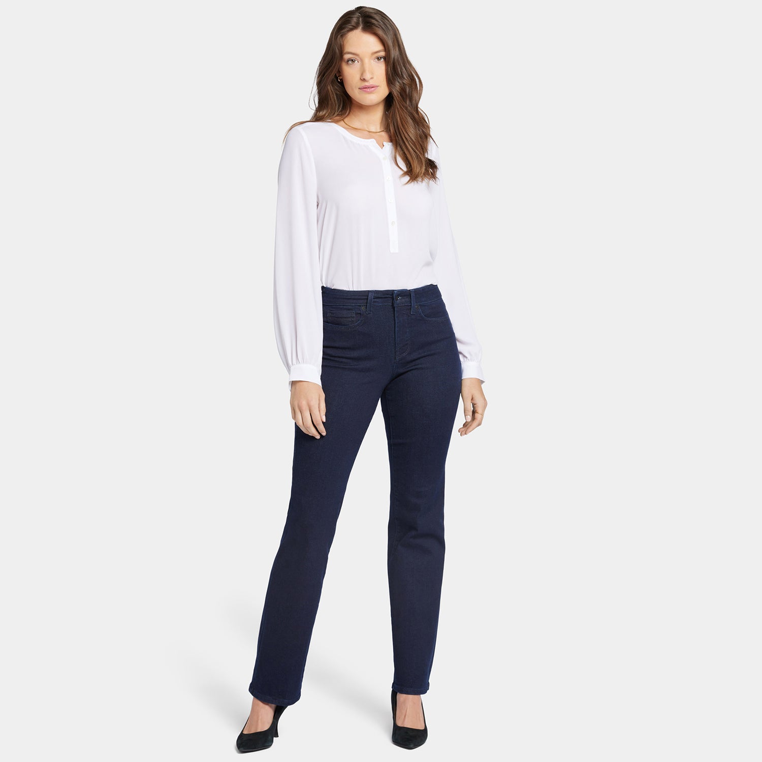 Blake Slim Flared Jeans for Petite Women - Classic Rinse Wash | Perfect for Casual Wear & Night Out