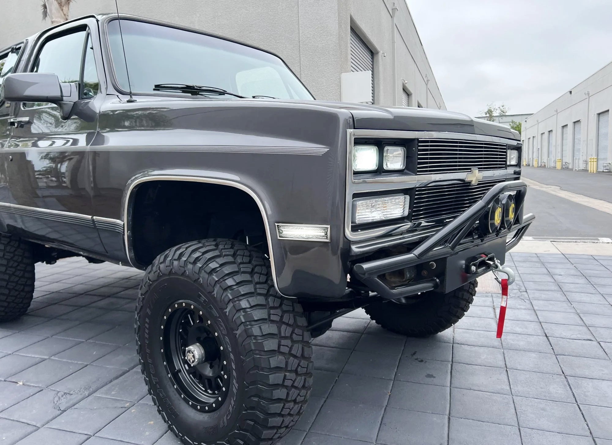 Clear Lens White Full LED Strip Side Markers for Chevy/GMC Blazer Jimmy CK C1500 - Durable & Bright Marker Lights for Enhanced Nighttime Visibility & Vehicle Safety