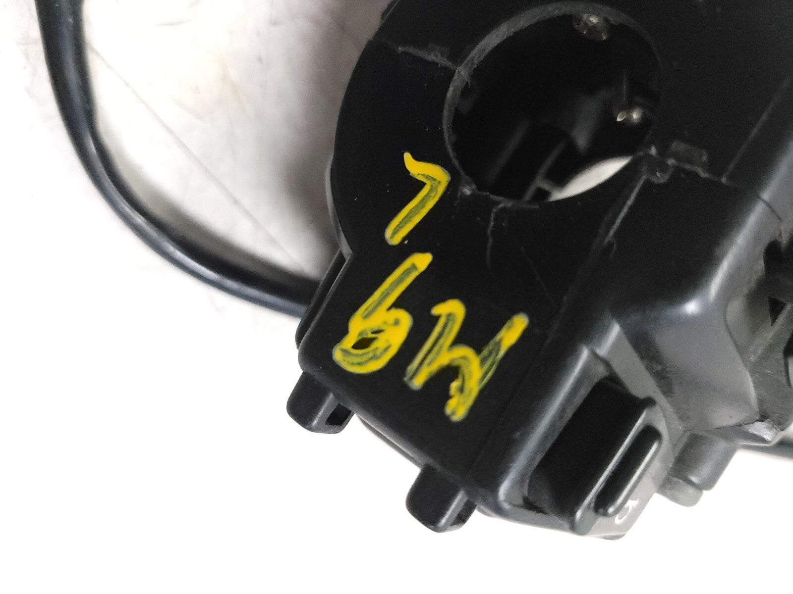 2004-2005 Honda CBR1000RR Left Hand Control Switch Block OEM Replacement - Perfect for Motorcycle Repair & Racing Upgrades