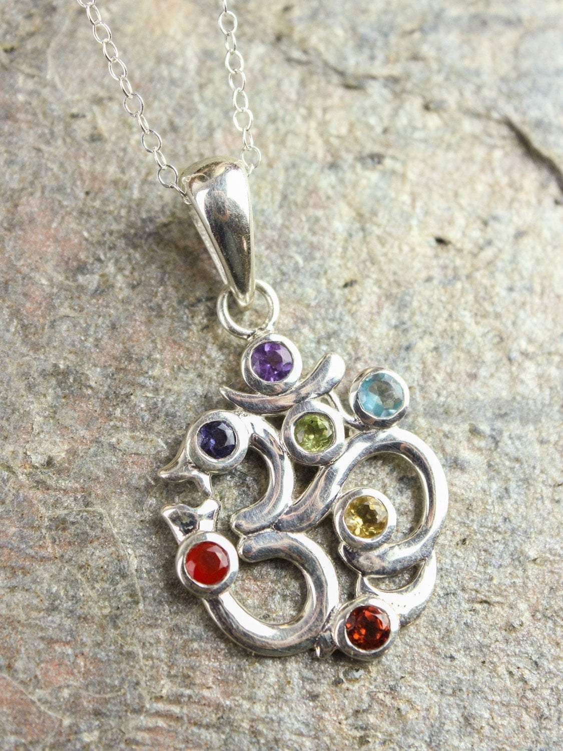 7 Chakra Healing Gemstone OM Necklace for Meditation, Yoga & Spiritual Balance – Handmade with Natural Stones for Positive Energy & Stress Relief