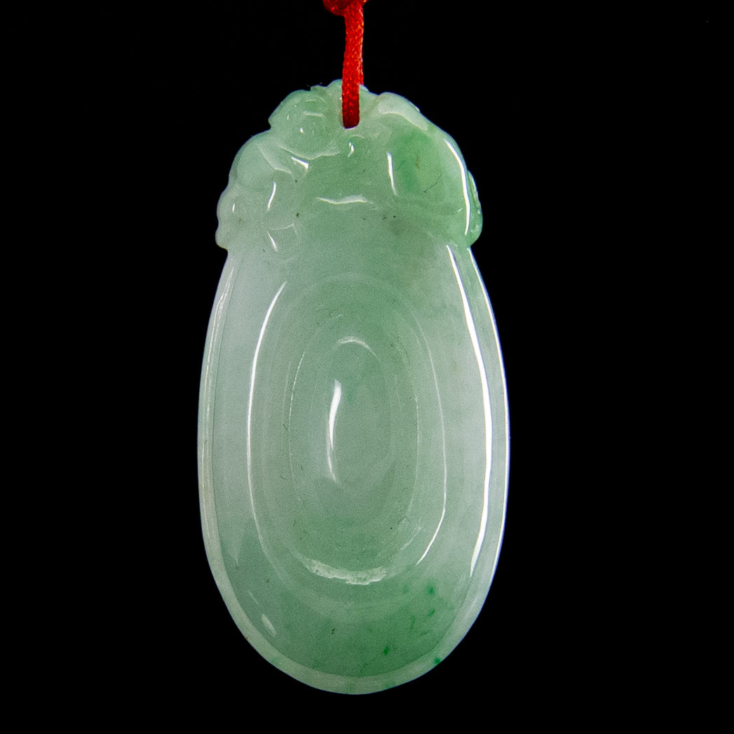 Natural Green Jade Pendant Necklace - Elegant Handcrafted Jewelry for Women - Perfect for Gifts, Weddings & Special Occasions