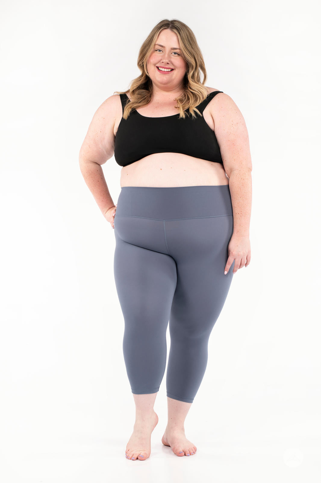 Free Motion Crops - High-Quality Yoga Pants for Women | Comfortable Workout Leggings for Pilates, Running & Gym | Perfect for Active Lifestyles & Athleisure Wear