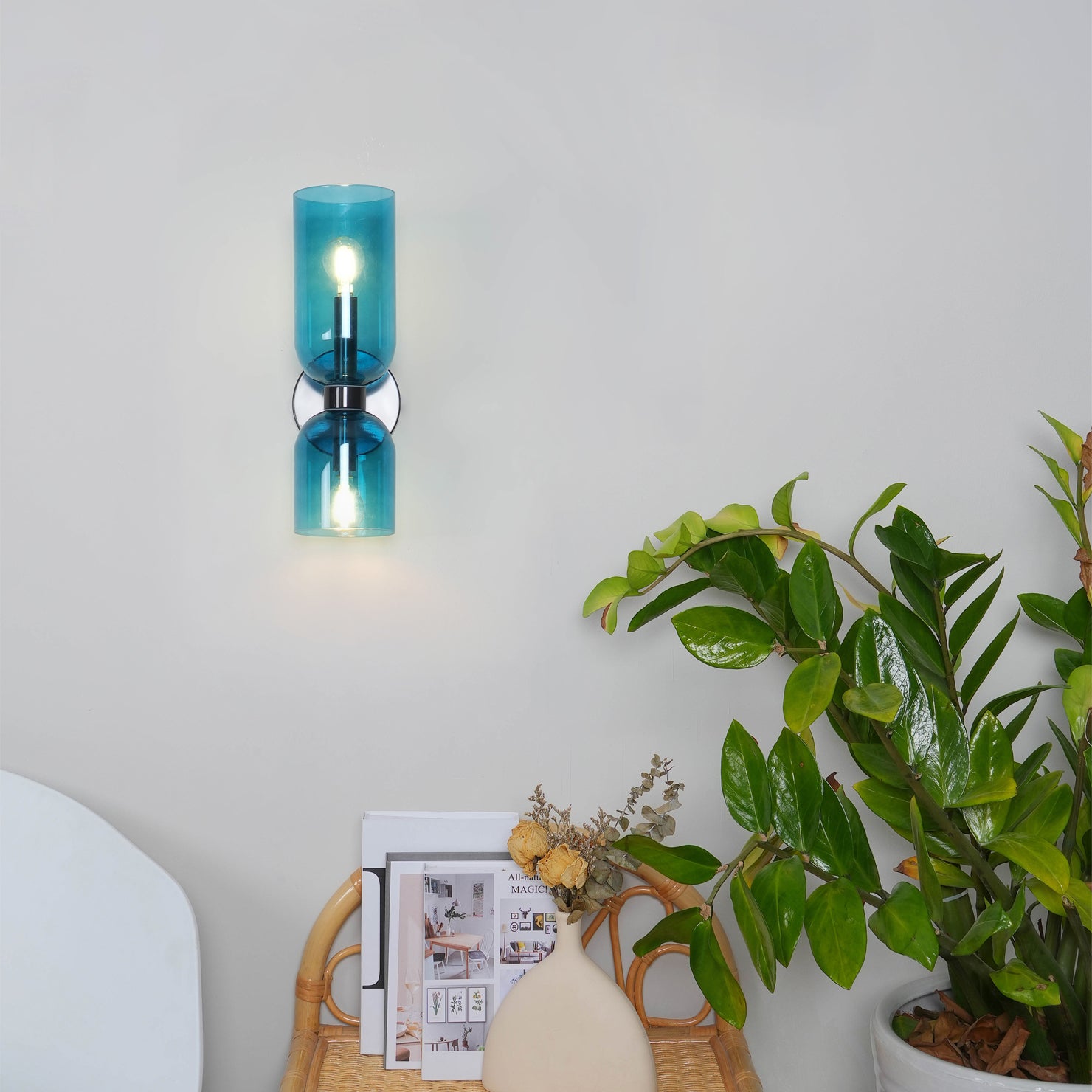 Edie Wall Lamp - Modern LED Sconce Light for Bedroom, Living Room & Hallway - Dimmable Plug-in Wall Light Fixture with Adjustable Arm - Perfect for Reading, Decor & Ambient Lighting