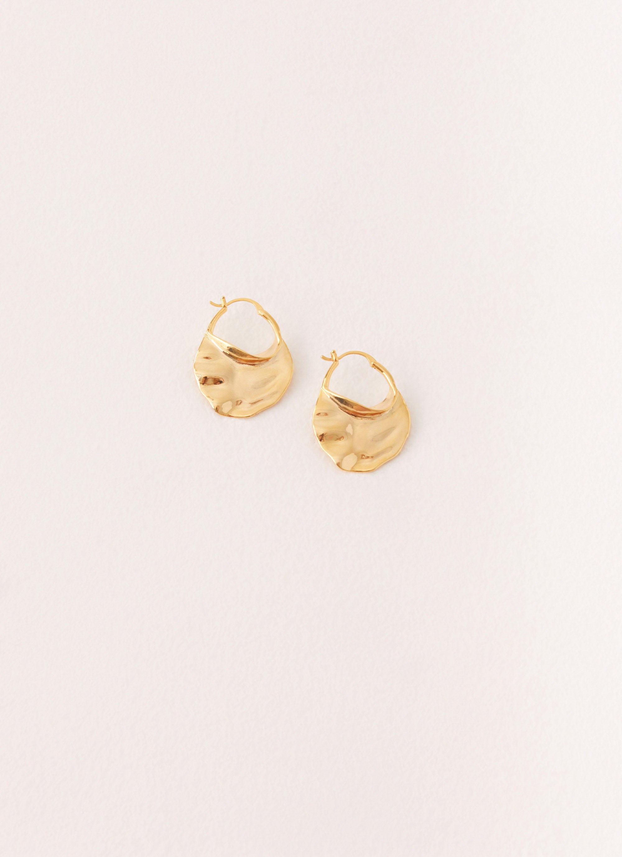 Elegant Gold Hoop Earrings for Women - 14K Gold Plated Dainty Huggie Hoops - Perfect for Everyday Wear, Parties & Gifts