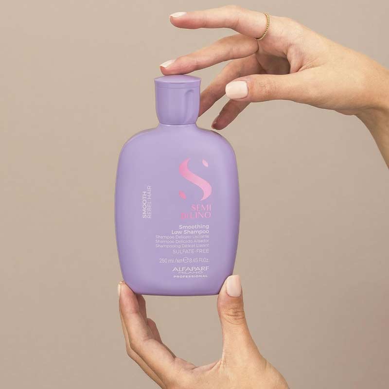 Alfaparf Semi Di Lino Smooth Smoothing Low Shampoo for Frizzy Hair - Hydrating & Anti-Frizz Hair Care for Dry, Damaged Hair - Perfect for Daily Use at Home or Salon