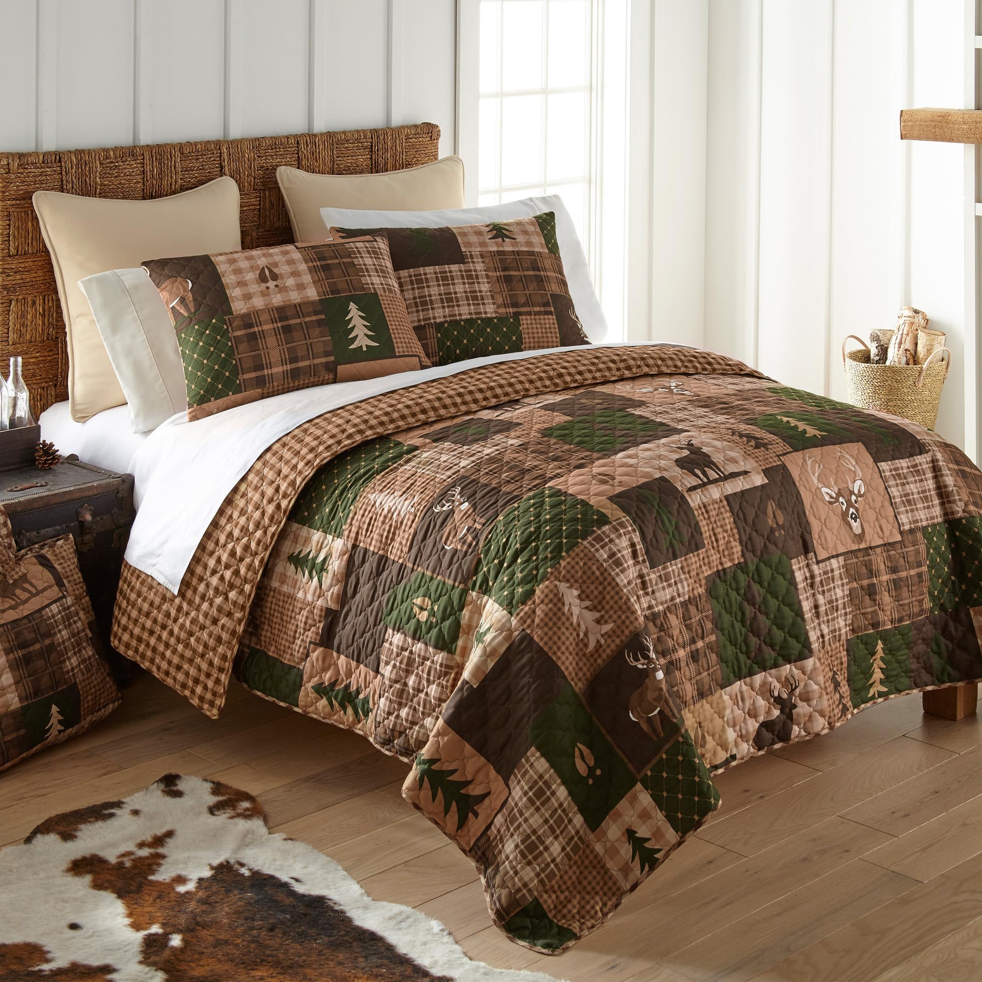 **Donna Sharp Twin Bedding Set - 2 Piece Green Forest Lodge Quilt Set with Twin Quilt & Standard Pillow Sham - Machine Washable - Cozy Cabin & Bedroom Decor**