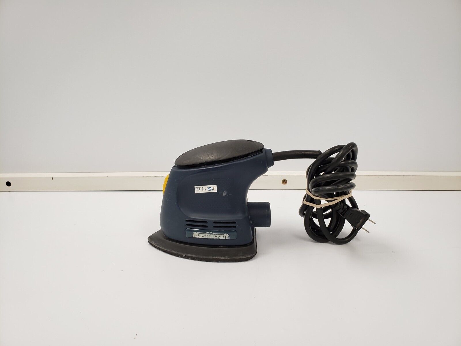 Mastercraft 54-7238 6-Inch Random Orbital Sander - Power Tool for Woodworking, Sanding & Finishing | Perfect for DIY Projects & Professional Use