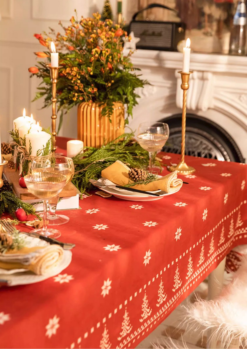 Extra Large Modern Rectangular Tablecloth - Christmas Edelweiss Design for Dining Room, Kitchen & Round Tables | Waterproof & Wrinkle-Resistant Fabric | Perfect for Holiday Dinners, Parties & Home Decor