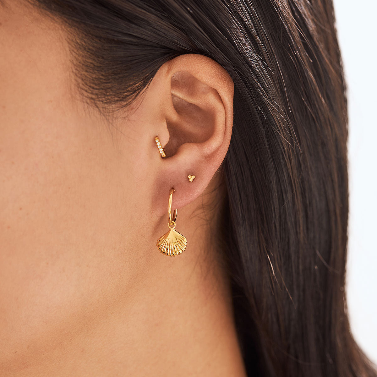 Gold Seashell Hoop Earrings for Women - Elegant Beach Jewelry for Summer, Vacations & Boho Style Outfits