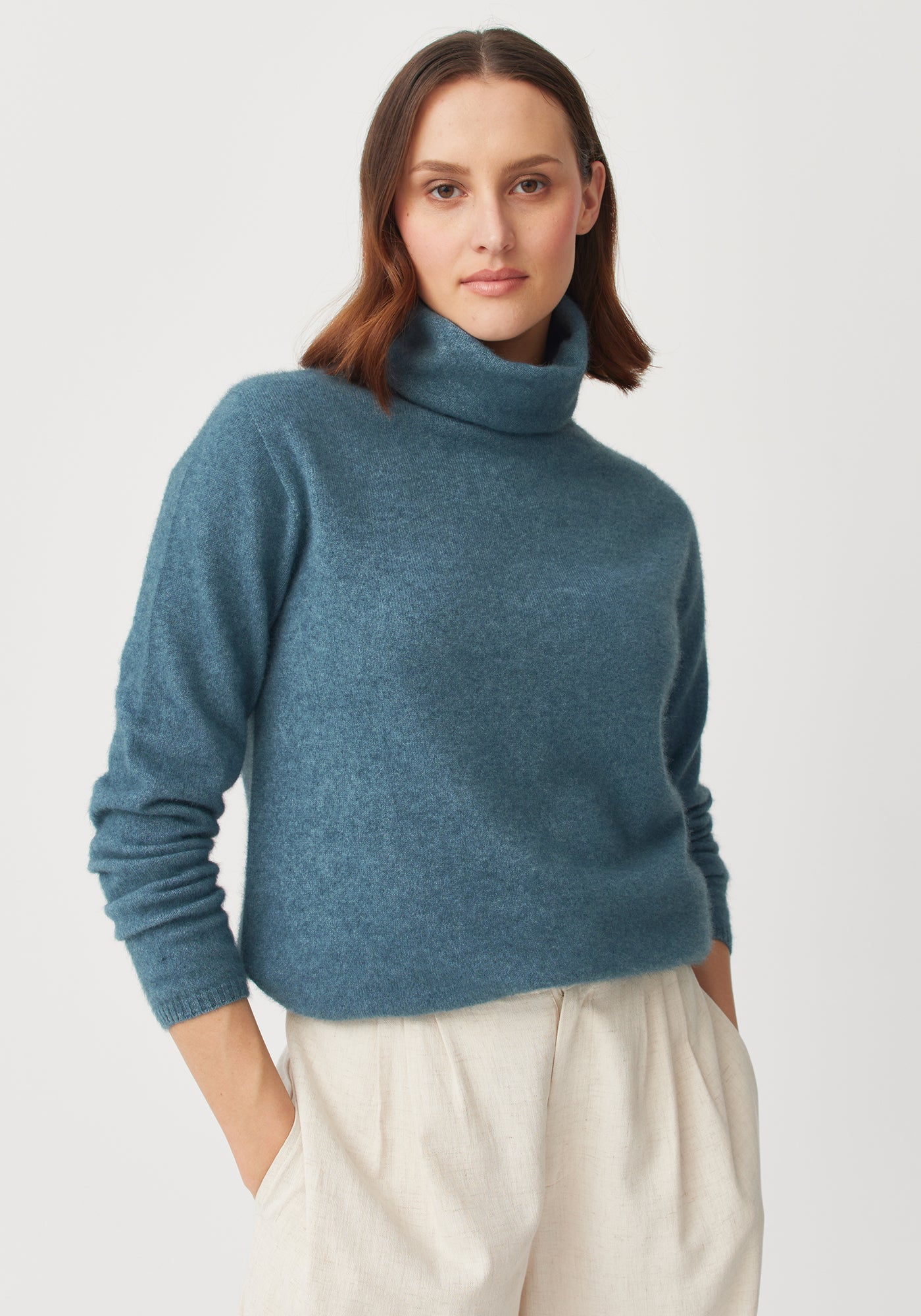 Float Sweater 1831 - Cozy Knit Pullover for Women & Men | Perfect for Fall & Winter Fashion, Outdoor Activities, and Casual Wear