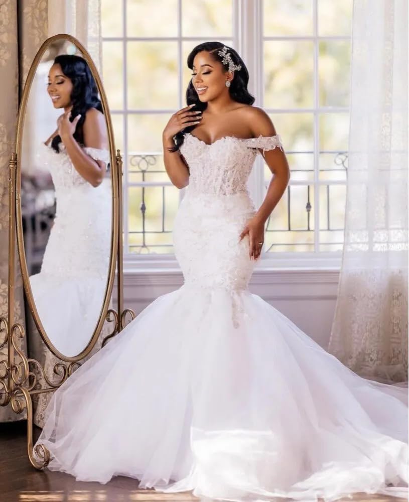 2024 Off Shoulder Plus Size Lace Mermaid Wedding Dress for Bride - Elegant Beach, Church & Destination Wedding Gowns