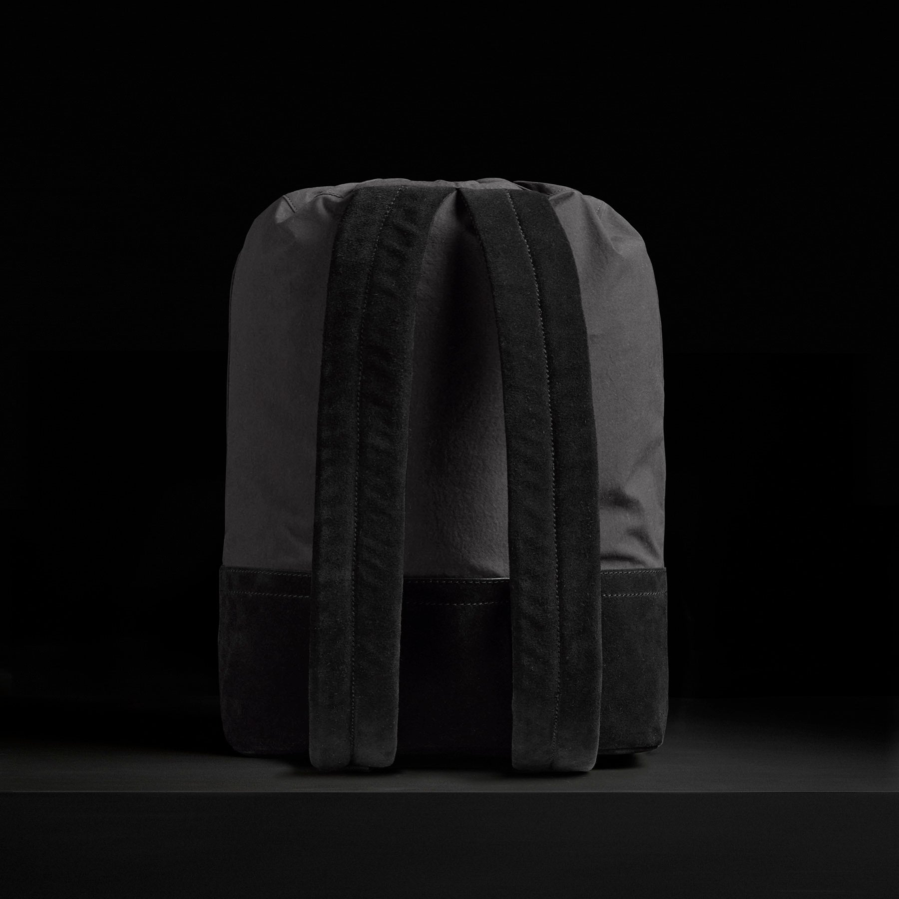 LA Drawstring Bucket Backpack - Lightweight Waterproof Travel Backpack for Men & Women, Perfect for Hiking, Gym, School & Daily Use (Black)