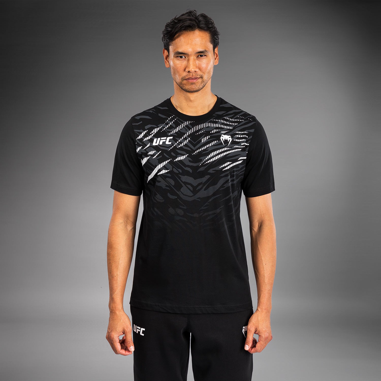 Venum UFC Fusion Men's Replica Short Sleeve T-Shirt - Black | MMA Training & Fight Night Apparel