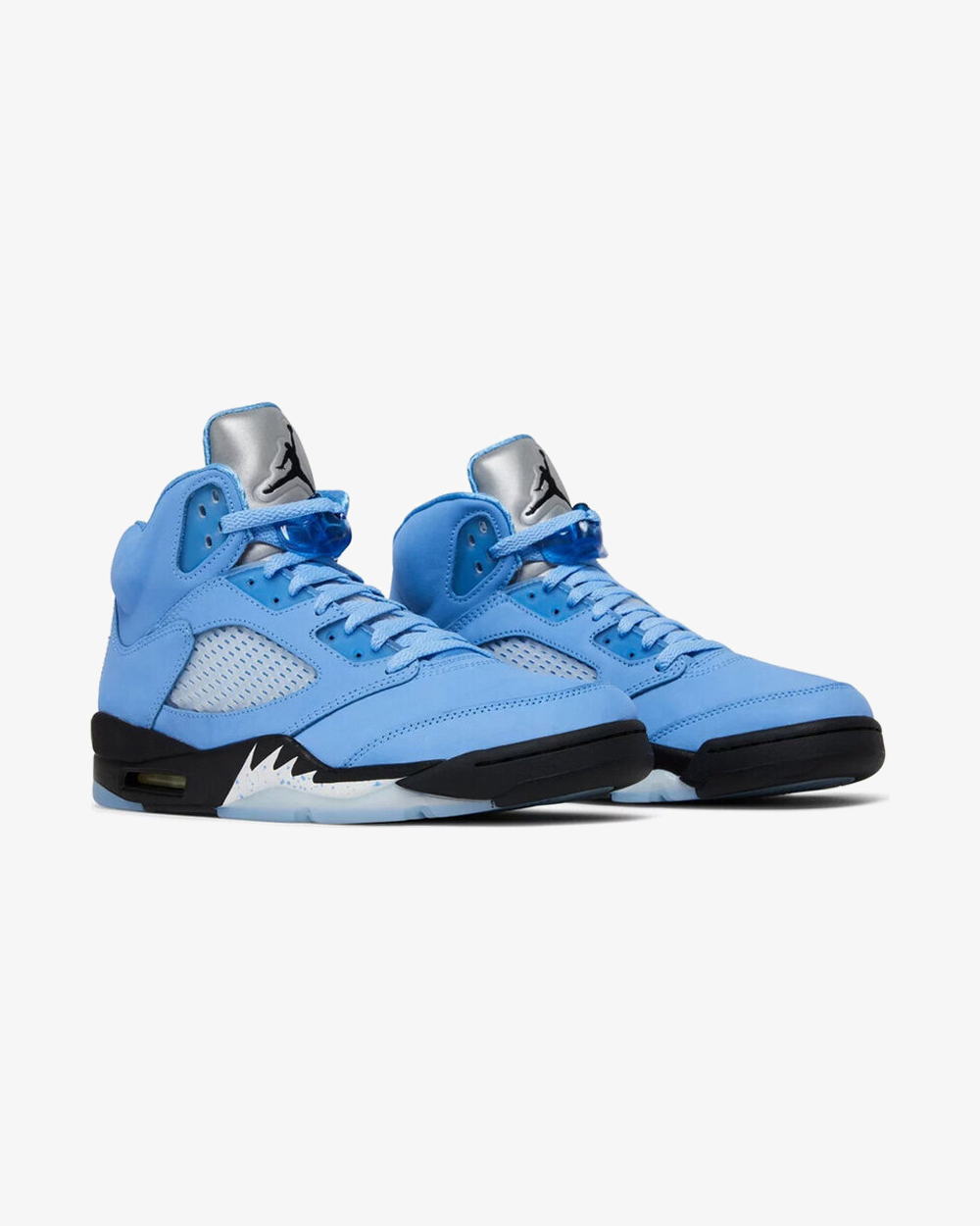 Nike Air Jordan 5 Retro SE UNC Men's Basketball Shoes - Classic Sneakers for Streetwear & Sports Performance | Perfect for Casual Wear, Basketball Games & Sneaker Collectors