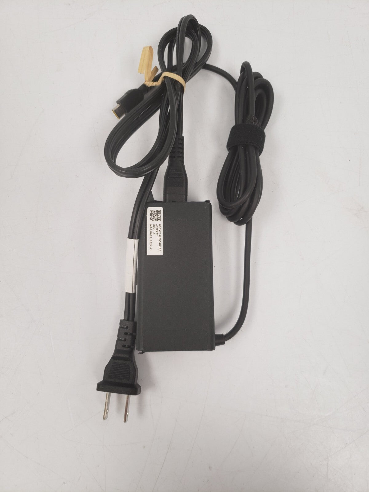 Lenovo 21JR 001RUS Laptop - 15.6