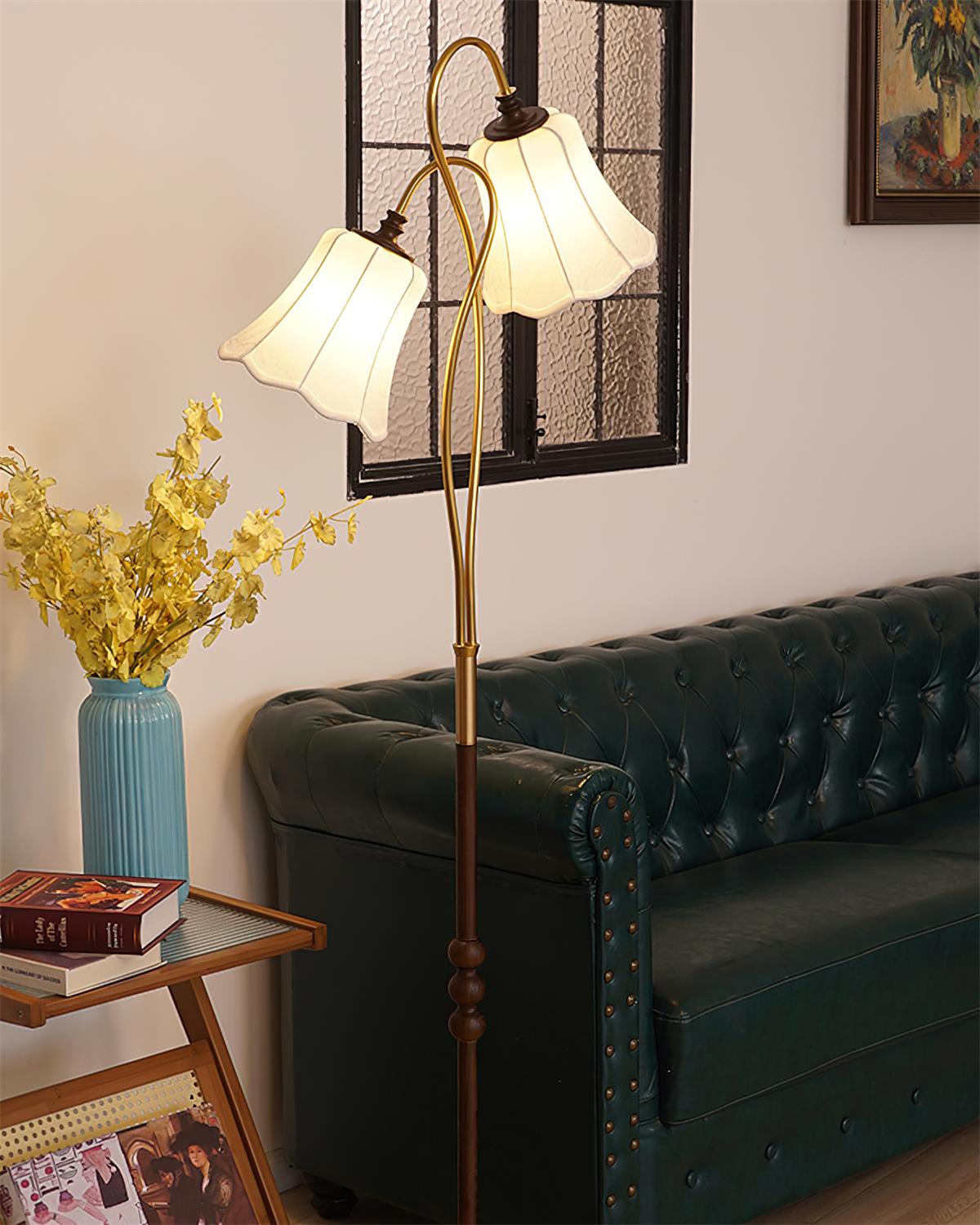 Magnolya Modern Floor Lamp - Adjustable Brightness LED Standing Light for Living Room, Bedroom & Office - Elegant Home Decor Lighting Fixture