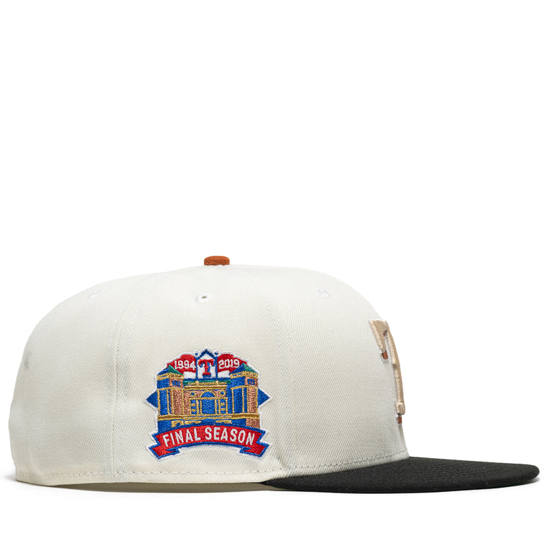 New Era Texas Rangers 59FIFTY Fitted Hat - Chrome/Black Snapback Cap for Baseball Fans & Streetwear Style