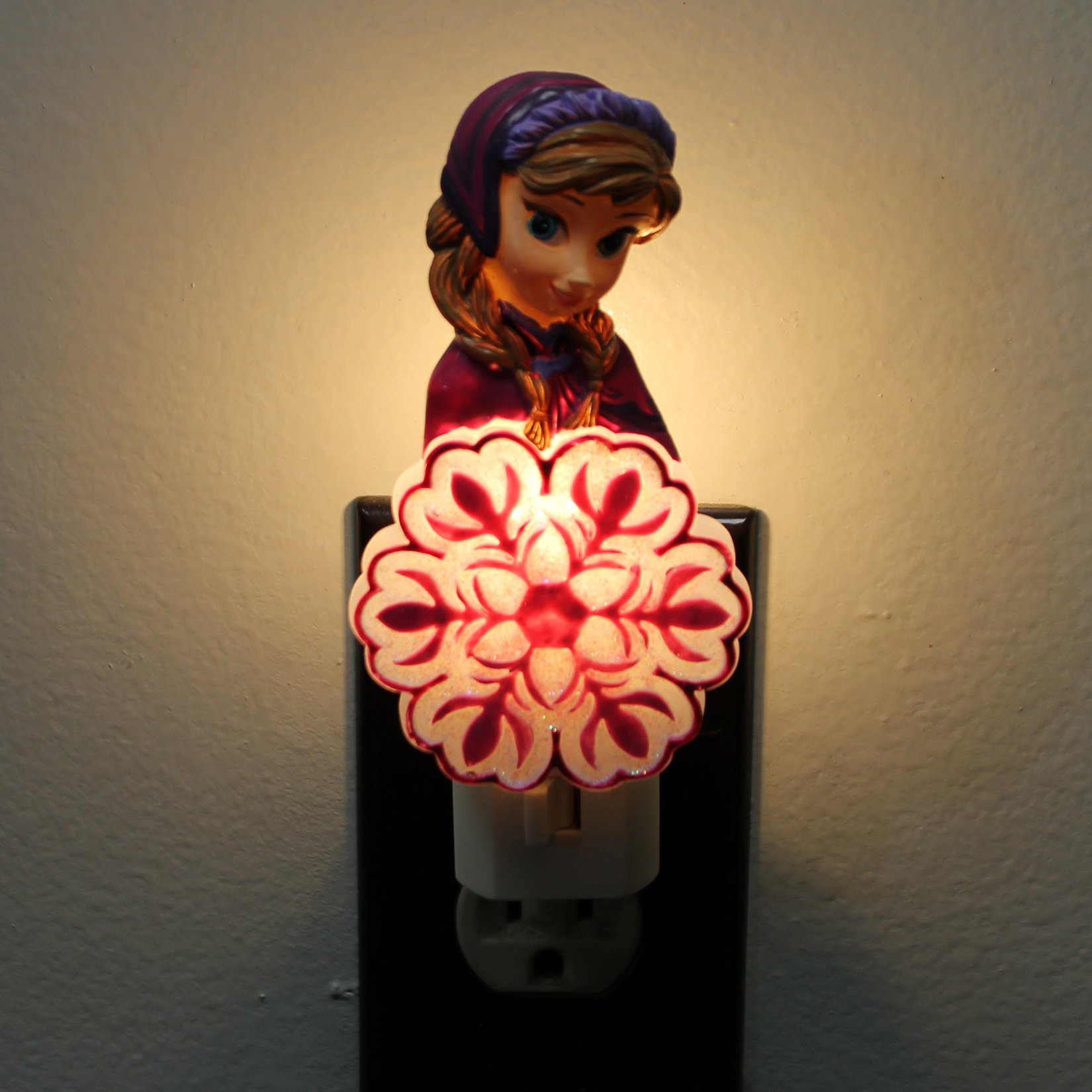 Disney Frozen Anna Resin Night Light - Kids Bedroom Decor, Birthday Gift for Girls, Frozen Themed Nightlight for Bedside, Nursery, or Playroom