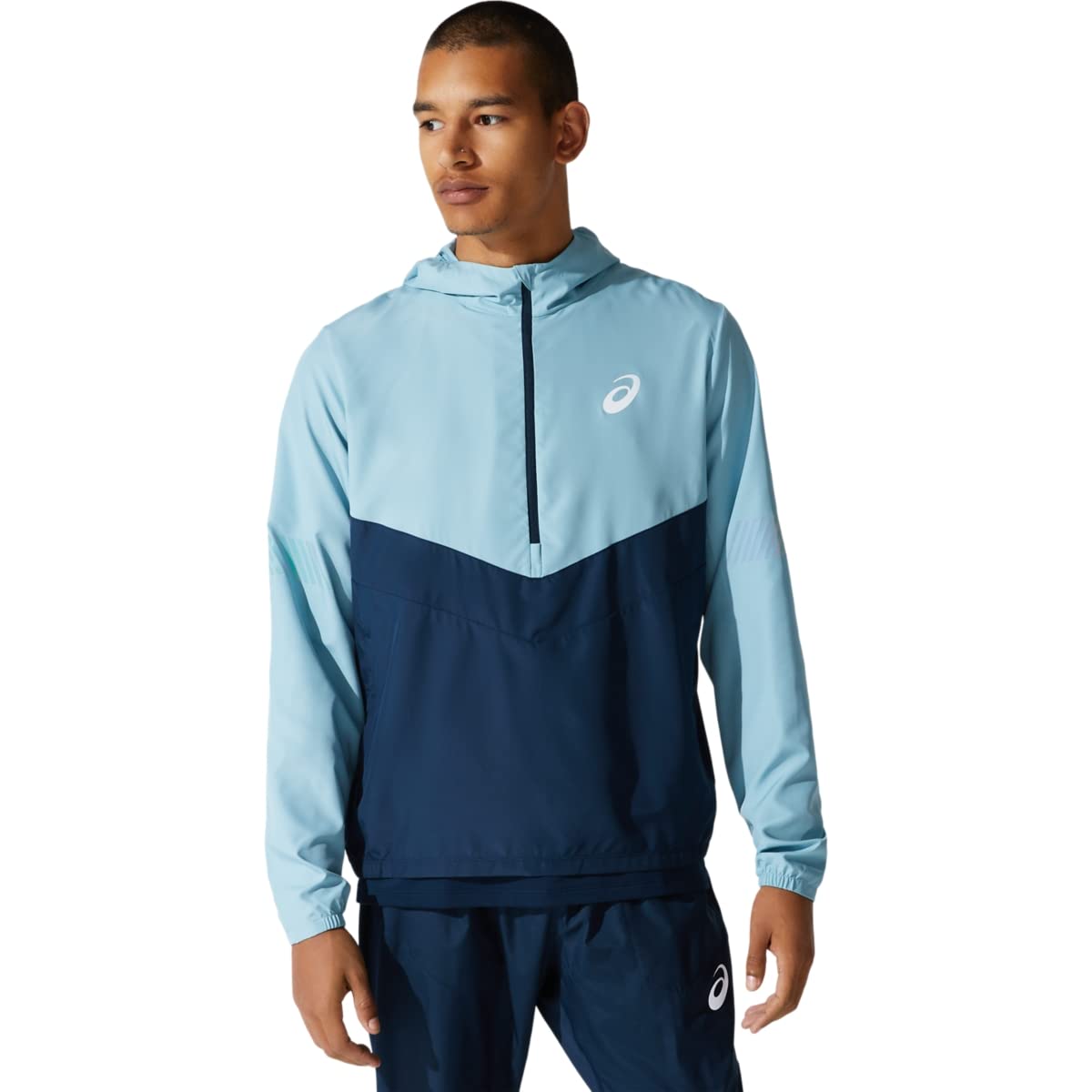 ASICS Men's Visibility Jacket - Lightweight Reflective Running Jacket for Night Jogging & Outdoor Sports - Water-Resistant Windbreaker for Marathon, Cycling & Fitness Training