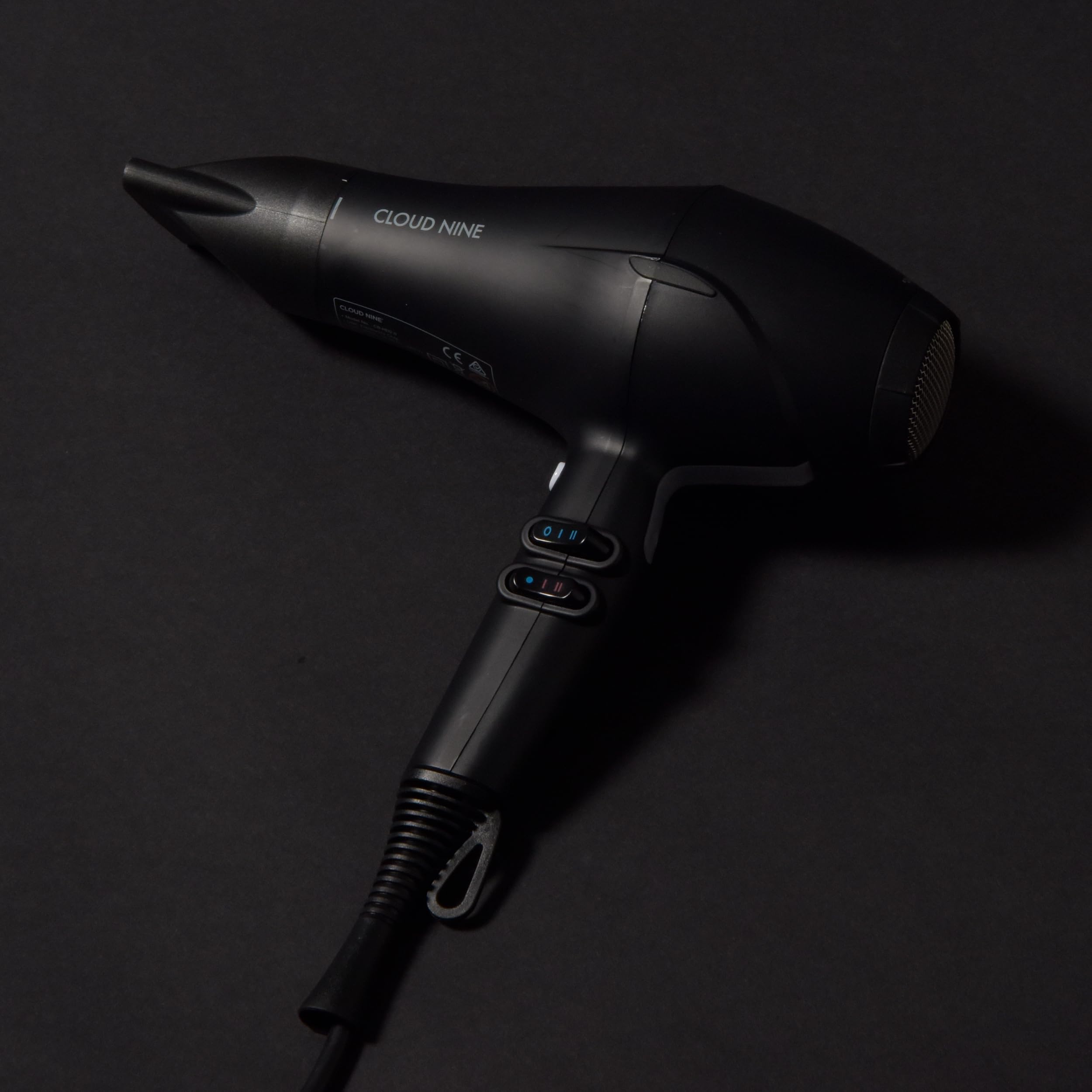 CLOUD NINE The Airshot Hair Dryer - 2000W Fast Drying for All Hair Types | Variable Temperature Control with 3 Settings | Includes 2 Nozzles & Anti-Static Technology | Compact & Powerful (Black) | Perfect for Travel, Home Use & Salon Styling