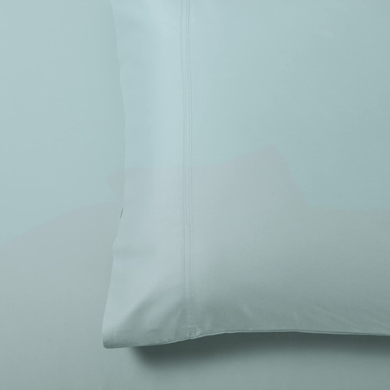 Royal Hotel Luxury Bamboo Viscose Pillowcase Set - 600 Thread Count Silky Soft Standard Size Pillow Cases (2PC) - Breathable & Hypoallergenic for Ultimate Comfort - Perfect for Hotels, Home Bedding & Spa Retreats
