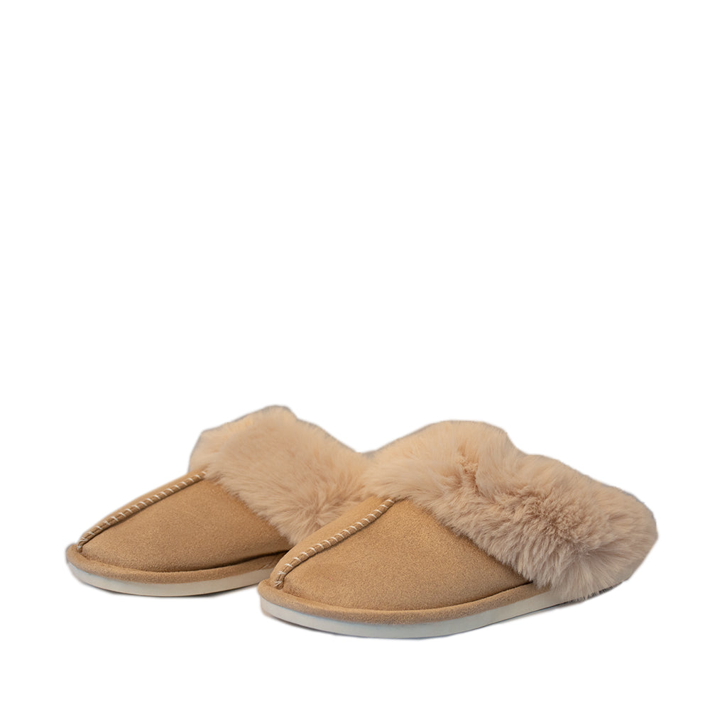 FLOOF Women's Warm Plush Furry Slippers in Khaki - Cozy Indoor/Outdoor House Shoes for Winter Comfort & Relaxation at Home