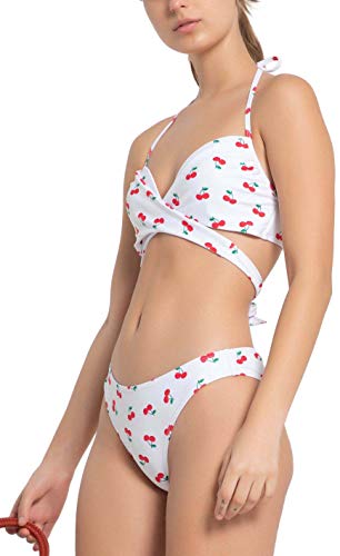 Plunging V-neckline - Cherry White
