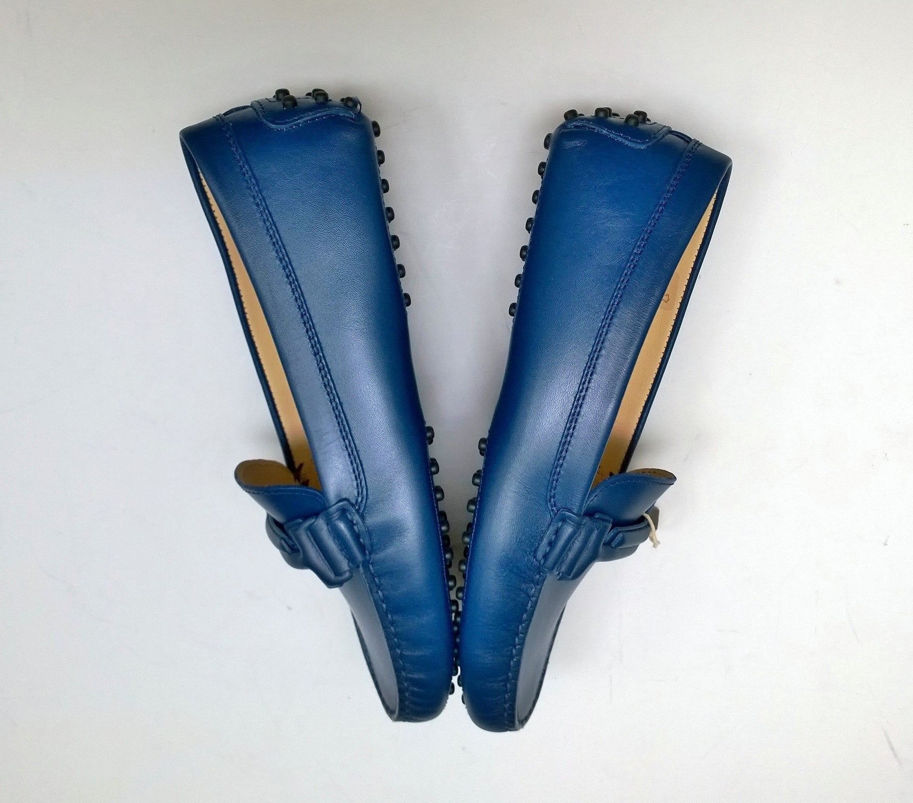 Tod's Gommino Blue Leather Driving Shoes - Men's Loafers with Double T Logo - Comfortable Slip-On Flats for Casual Wear & Business Attire