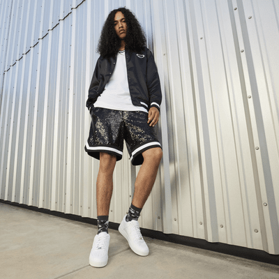 Nike Men's Air Force 1 '07 Sneakers - White Leather Low-Top Basketball Shoes for Casual Wear & Street Style
