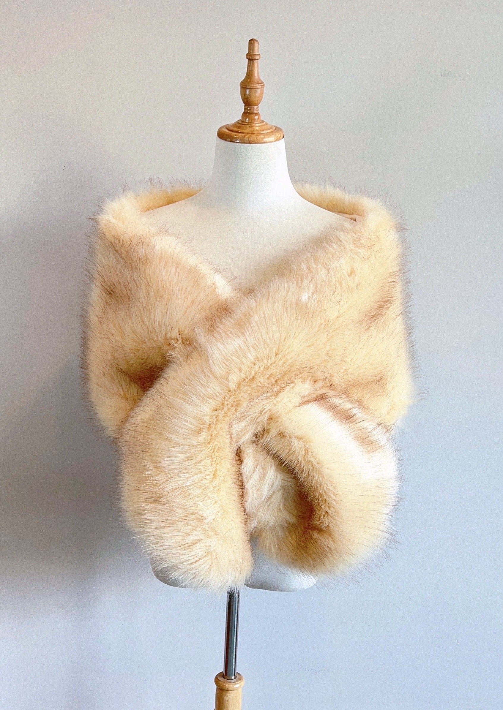 Elegant Champagne Fur Shawl Wrap - Soft & Luxurious Winter Accessory for Women | Perfect for Parties, Weddings & Evening Events