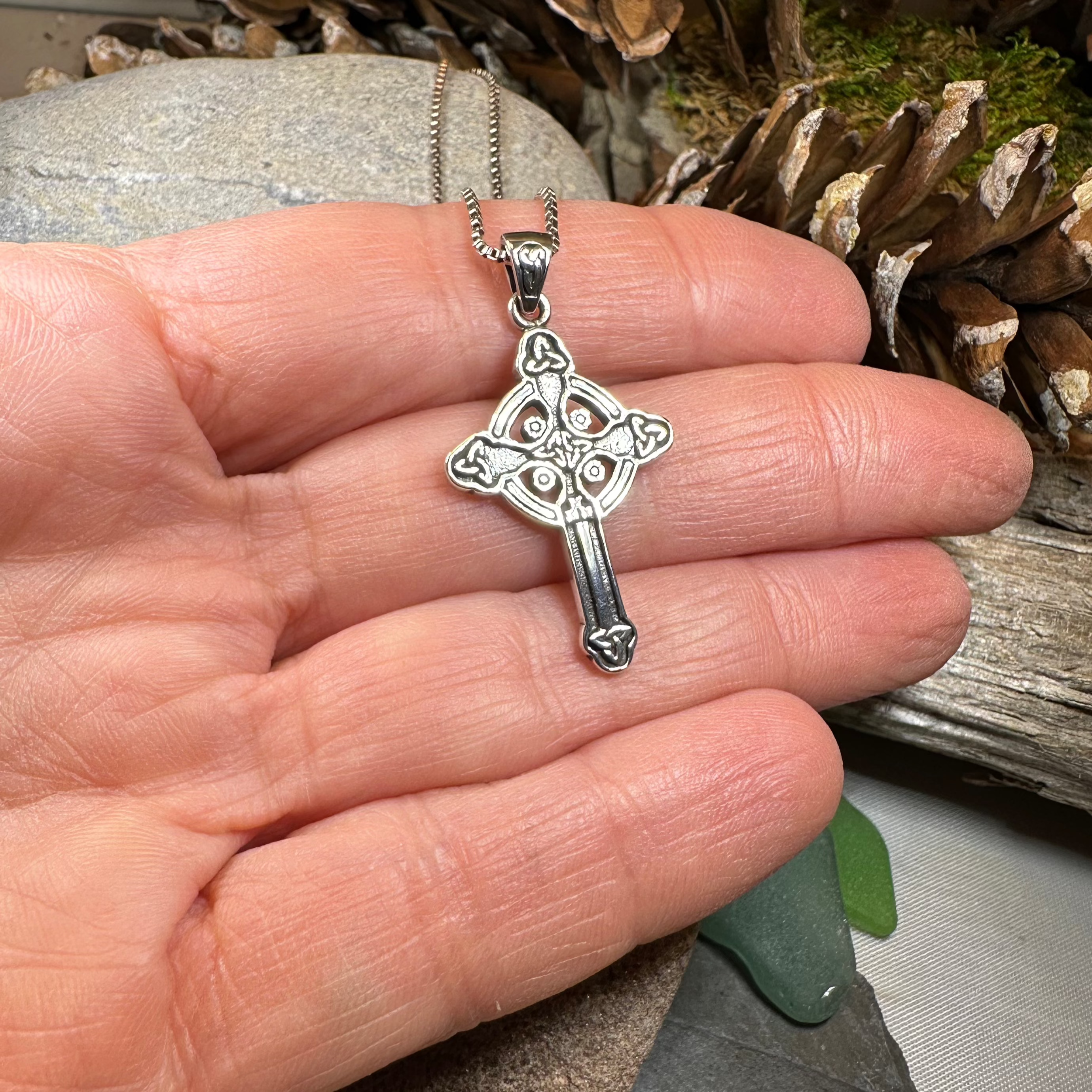 Celtic Cross Necklace for Women - Stainless Steel Irish Pendant with 18
