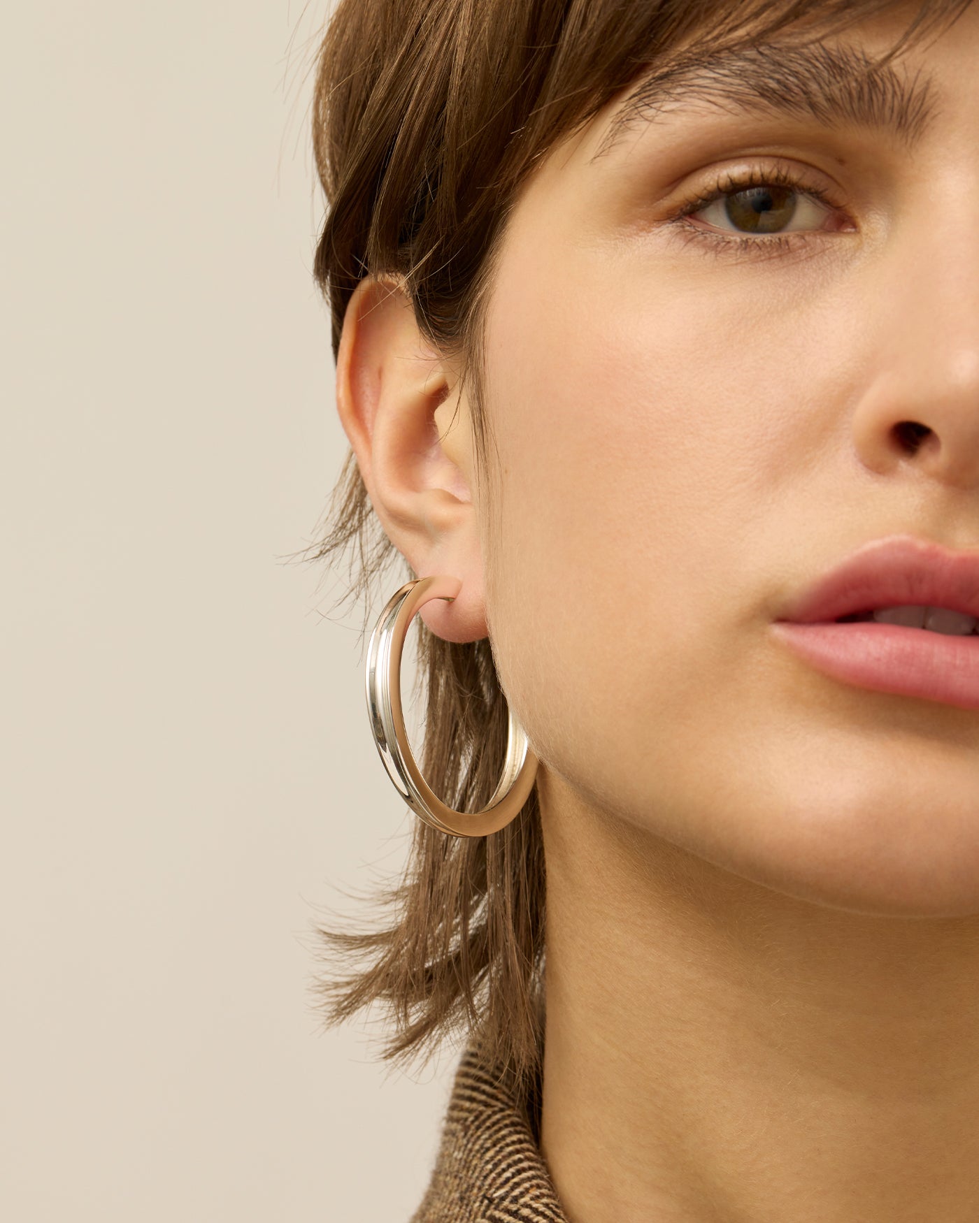 Slim Dune Hoops - Minimalist Gold Hoop Earrings for Women, Lightweight & Hypoallergenic - Perfect for Everyday Wear, Office & Date Night
