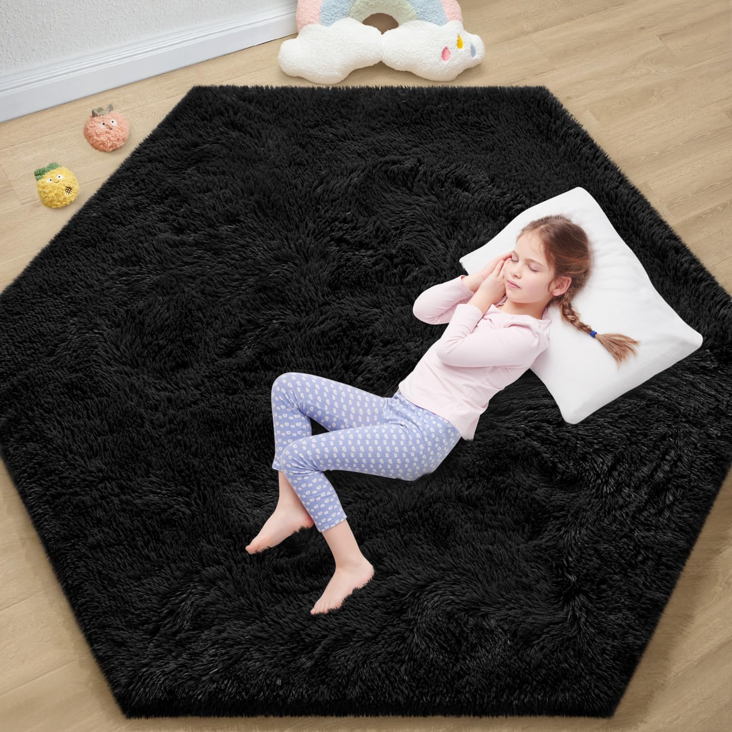 EVOIONOS Black Hexagon Fluffy Shag Rug - Ultra Soft Non-Slip Plush Area Rug for Bedroom, Kids Room & Dorm (4x4.6 Feet) - Perfect Cozy Floor Mat for Girls Room, Living Room Decor and Home Office