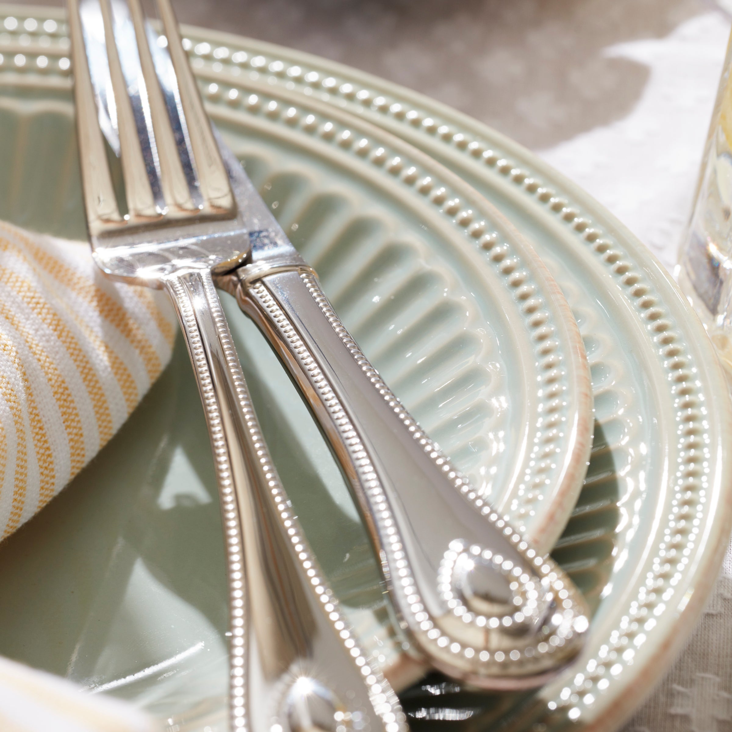 65-Piece French Perle Flatware Set - Elegant Stainless Steel Cutlery for Fine Dining, Weddings & Special Occasions