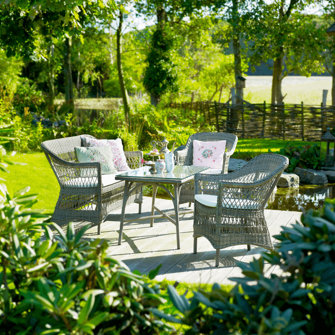 Charlot Outdoor Dining Armchair - Weather-Resistant Patio Chair for Garden, Poolside, and Restaurant Use - Perfect for Backyard, Deck, and Outdoor Entertaining